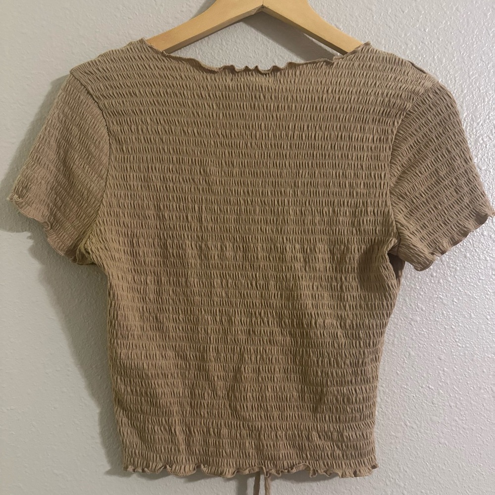 🐣Altar’d State Beige Ruched Eyelet Crop Top - Picture 8 of 9